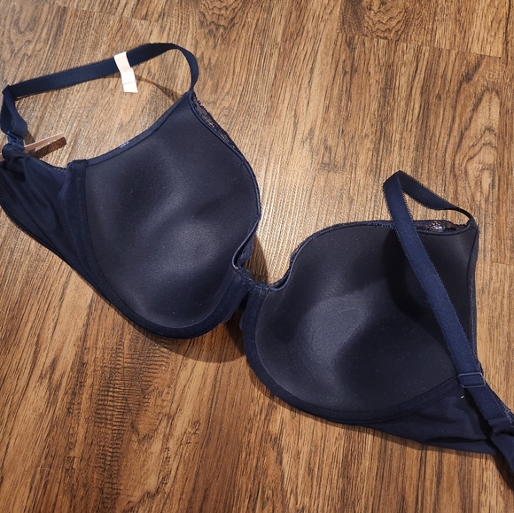 New Victoria Secret blue lace bra - Picture 6 of 6